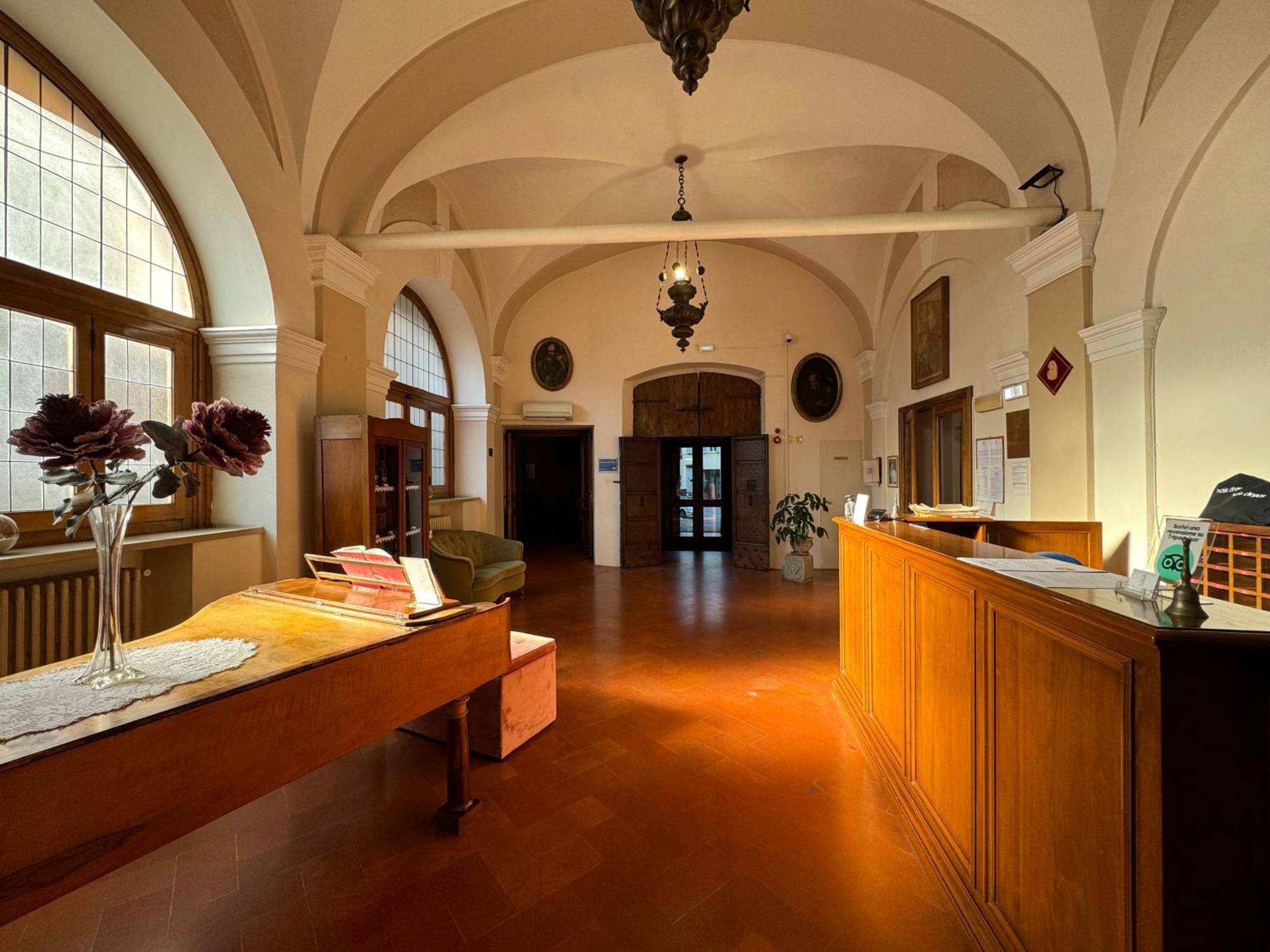 Monastero Ss. Annunziata Hotell Todi Exteriör bild Reception