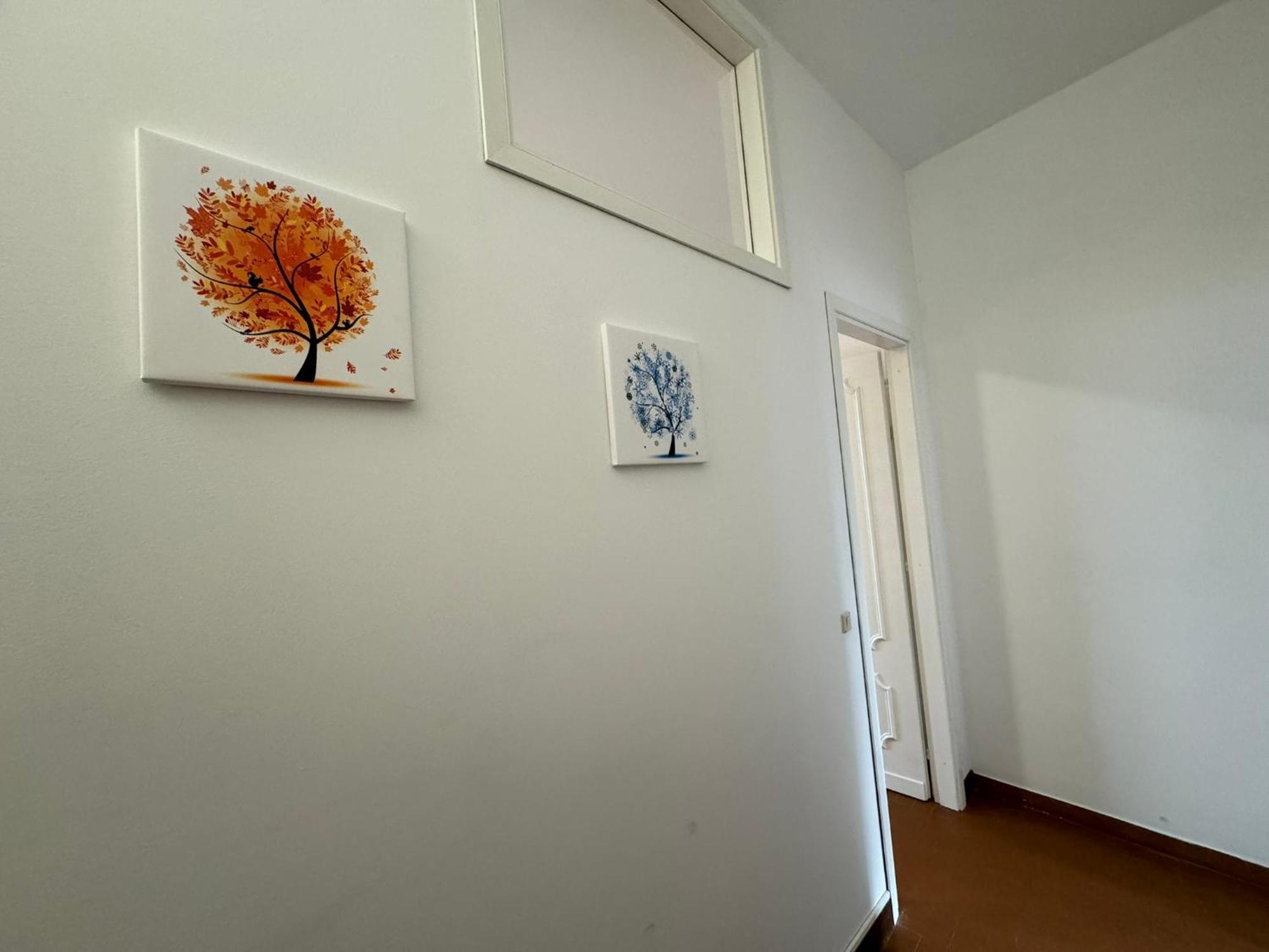 Monastero Ss. Annunziata Hotell Todi Exteriör bild A wall painted with a white emulsion paint